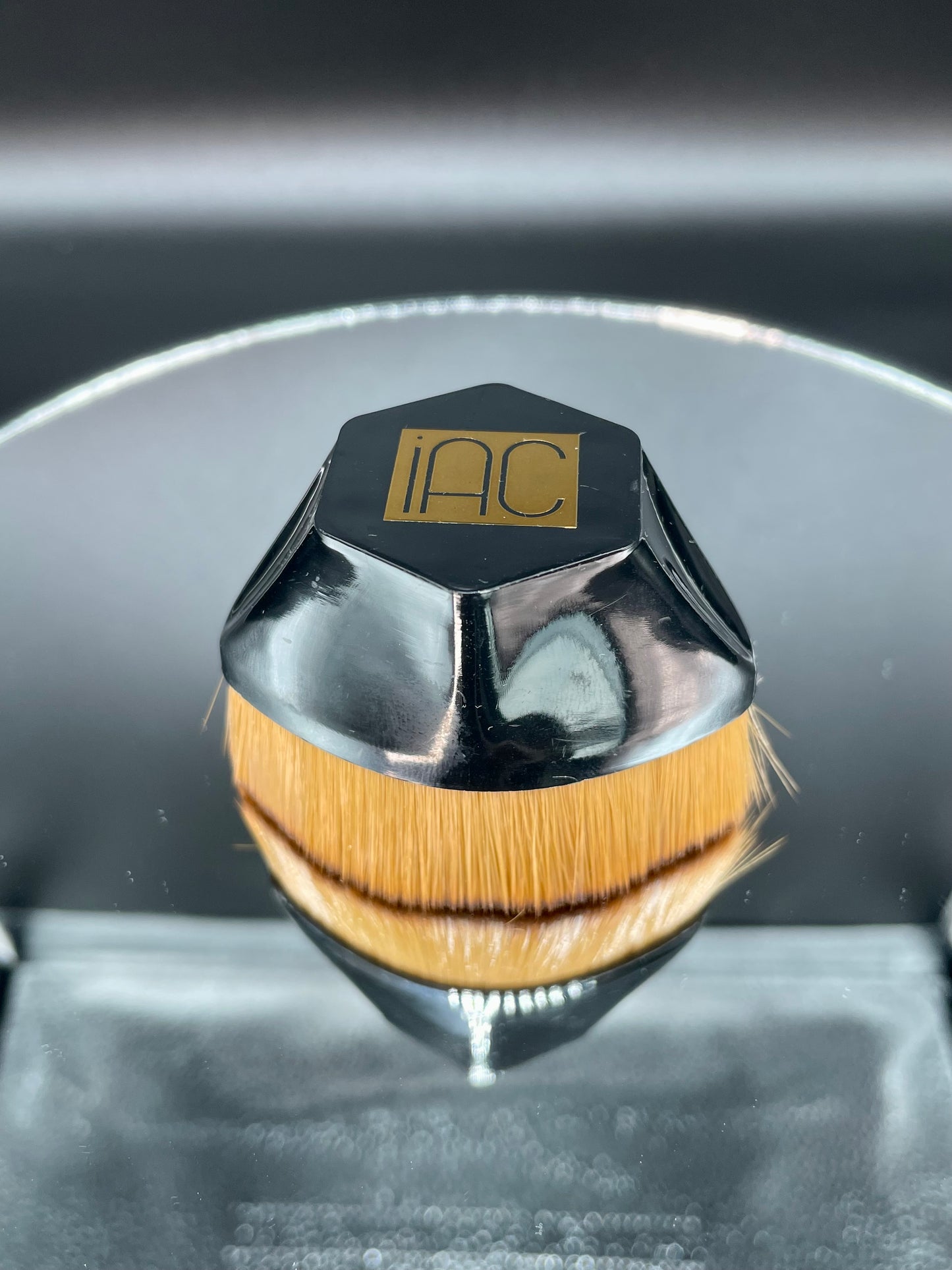 Flat Top Kabuki Foundation Brush with Protective Case