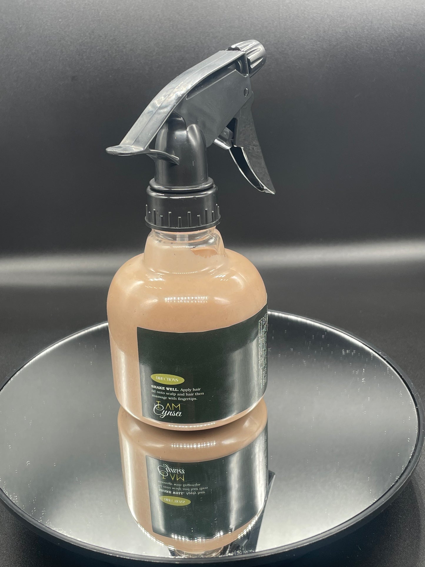 Royalty Refresher Spray